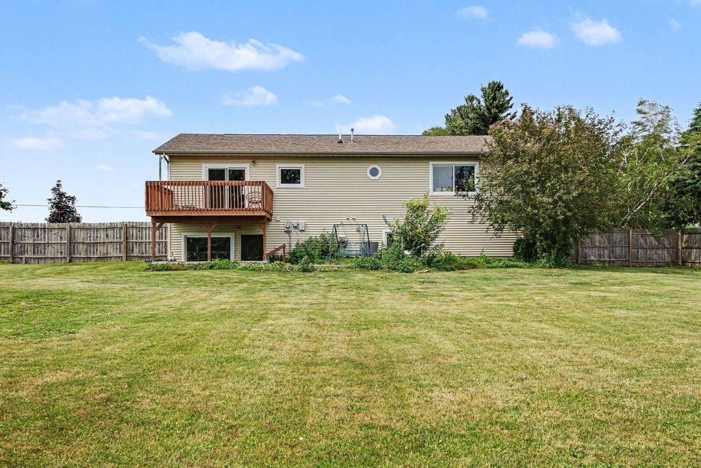 3408 E 100 S, La Porte, IN - View 4