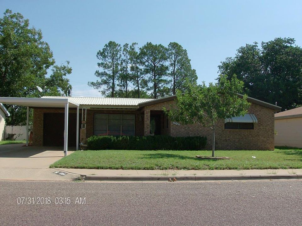 1st image of 604 NW 12th Pl