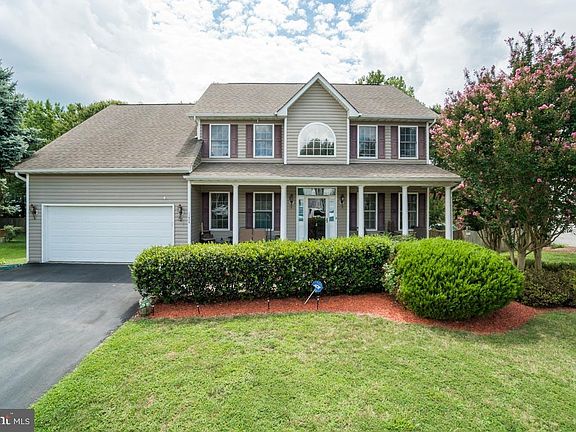 2nd image of 11920 Stonehenge Dr