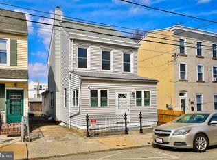 462 Conarroe St, Philadelphia, PA 19128