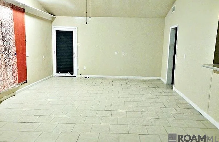 5744 Guice Dr — Photo 13