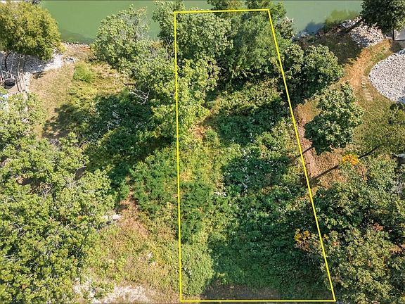 4th image of 8364 Lakeshore Dr