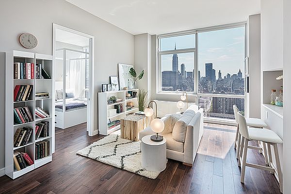 1st image of 507 W 28th St APT 15F