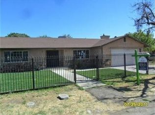 1986 Clover Ln, Stockton, CA