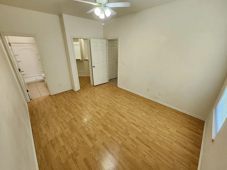 1418 S Mississippi Ave — Photo 11