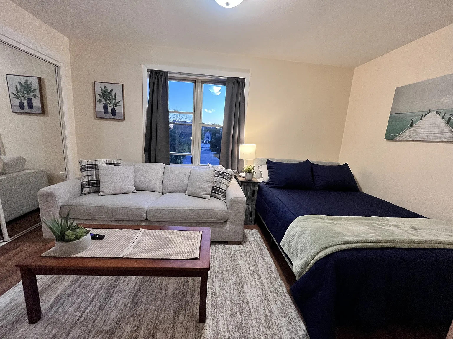 Studio, 350 sqft, $1,350 — Photo 2