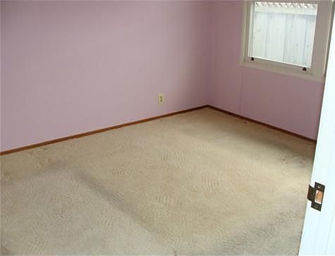 5th image of 2540 Fleetwood Dr