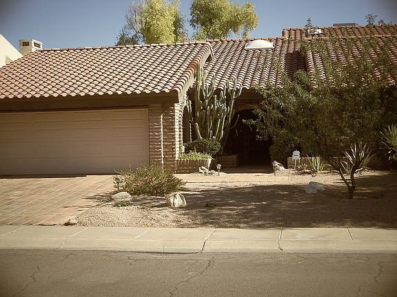 4th image of 2407 N 76th Pl