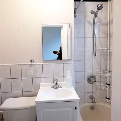 Rented by Nooklyn NYC LLC | media 7