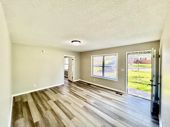 5th image of 7731 Colemere Dr