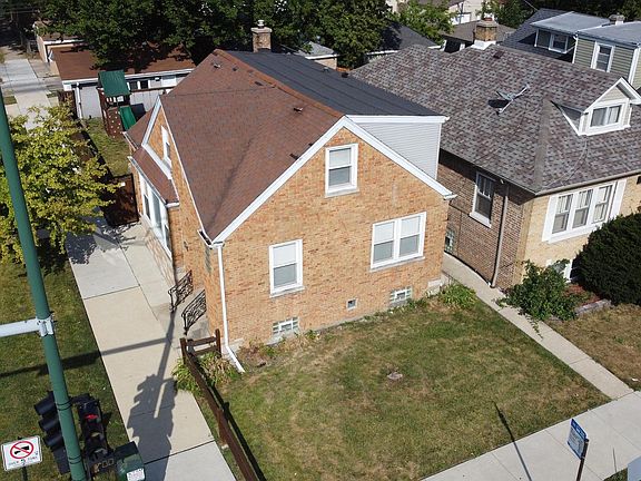 2nd image of 6404 W Dickens Ave