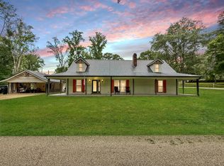 706 Benford Dr, Fulton, MS 38843