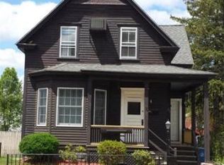 61 Sylvester St, Lawrence, MA 01843