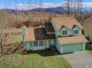 111 Chinook Ave, Enumclaw, WA 98022