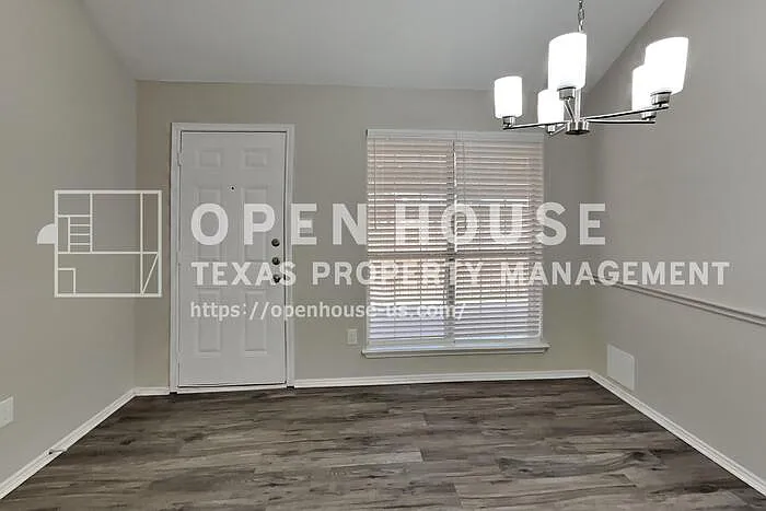 4458 Seven Pines Dr — Photo 7