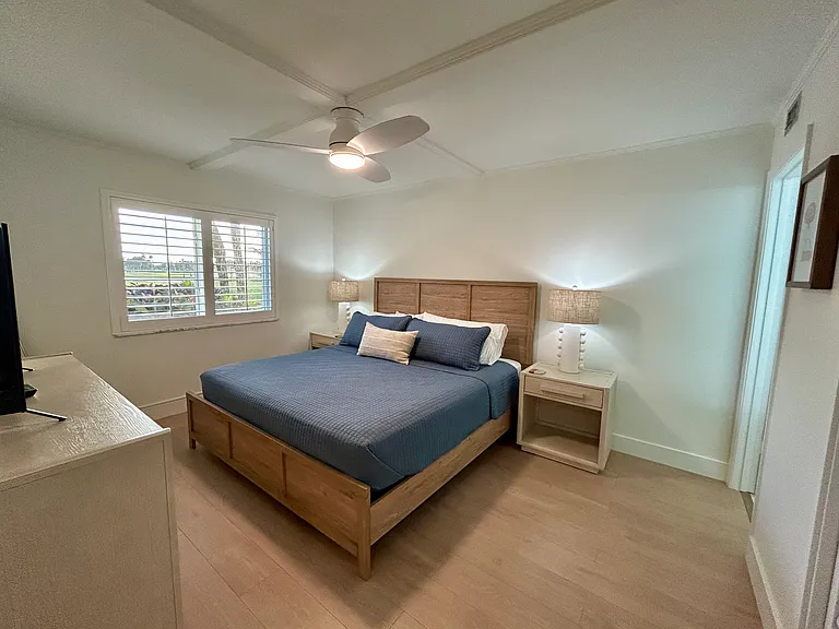 484 NE Plantation Rd #4102 — Photo 13