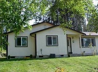 990 E Ballantrae Dr, Shelton, WA 98584