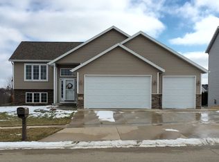 800 20th St NE, Kasson, MN 55944