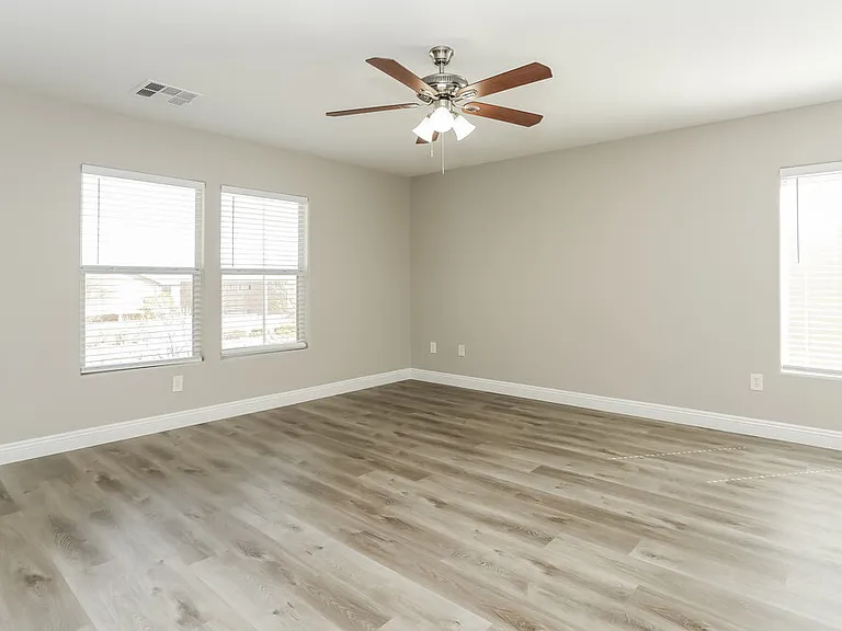 5820 Gemstone Peak St — Photo 9