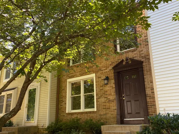 6764 Brook Run Dr, Falls Church, VA 22043