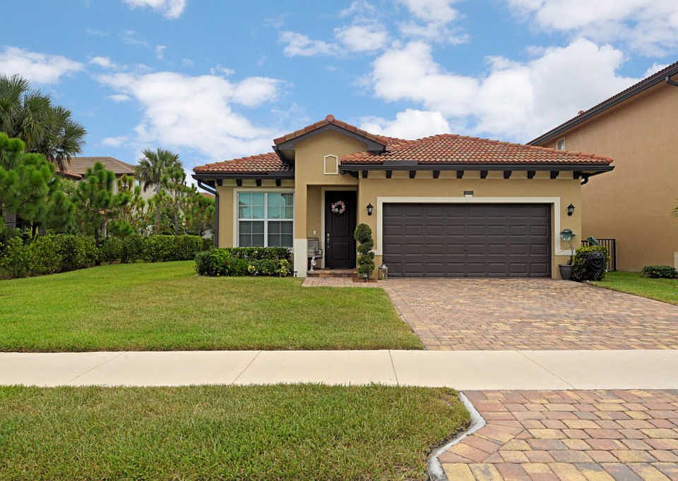 1st image of 6824 Langdon Way