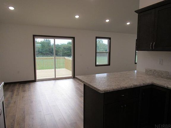 5th image of 309 Grandview Ave