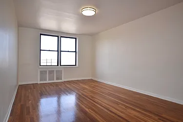 Rented by Silverstein Collection LLC 