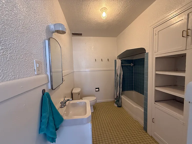 4626 N Florida Ave #A — Photo 5