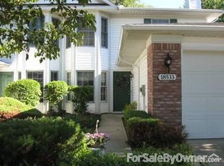 18533 Woodside Xing S, Strongsville, OH
