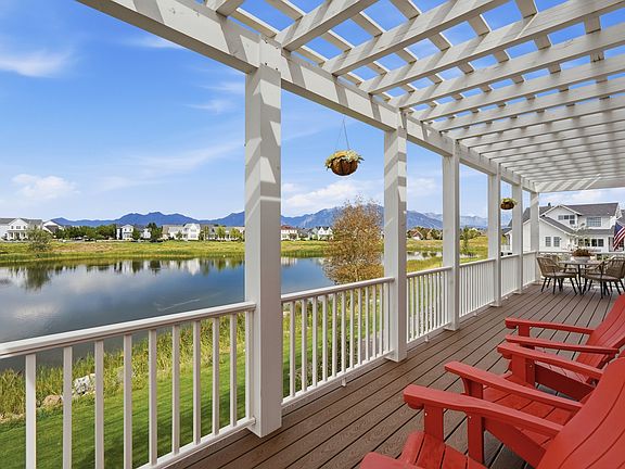 3rd image of 10989 S Lake Island Dr W