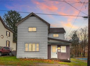 310 Hill St, Connellsville, PA 15425