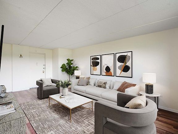4th image of 6425 Broadway APT 10A
