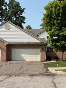 33090 Forest Park Dr, Wayne, MI, 48184