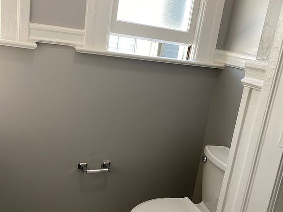 3rd image of 359 S Van Ness Ave #361A