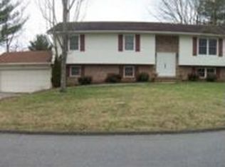 124 Leaf Dr NW, Cleveland, TN 37312