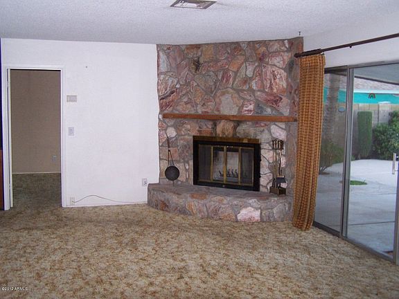 5th image of 1880 E Auburn Dr