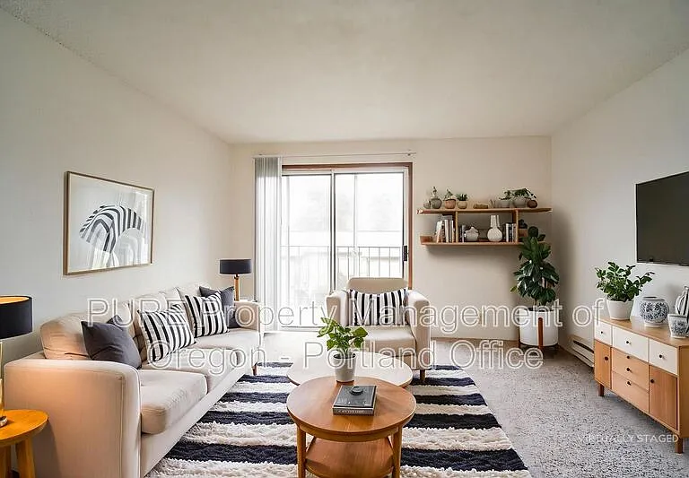 Parkway Garden — Photo 46