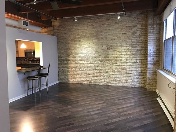 2nd image of 540 N Lake Shore Dr APT 315
