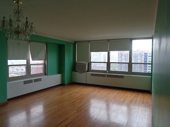 4th image of 3950 N Lake Shore Dr APT 1711