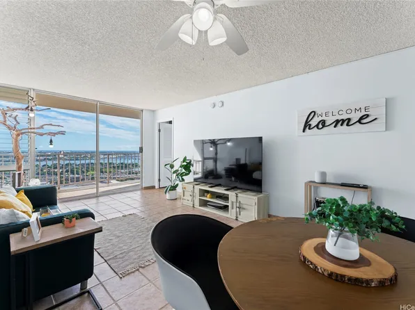 98-099 Uao Pl APT 2702, Aiea, HI 96701