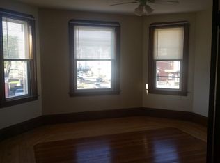 201 Peckham St #3, Fall River, MA 02724