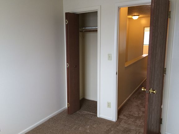 5th image of 510-542 Hycliff Dr N