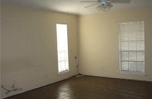2nd image of 134 River Village Dr
