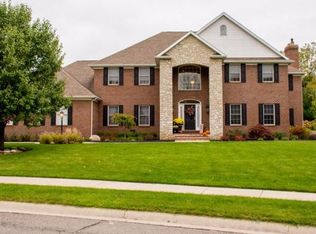 3230 Topsfield Rd, South Bend, IN 46614