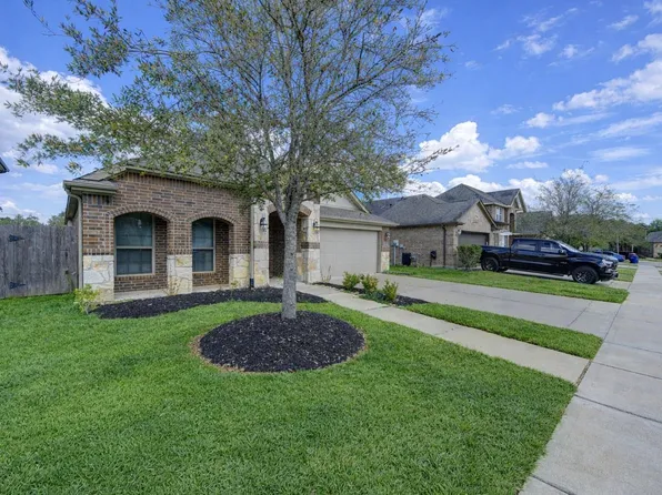 18118 Golden Falls Ln, Spring, TX 77379