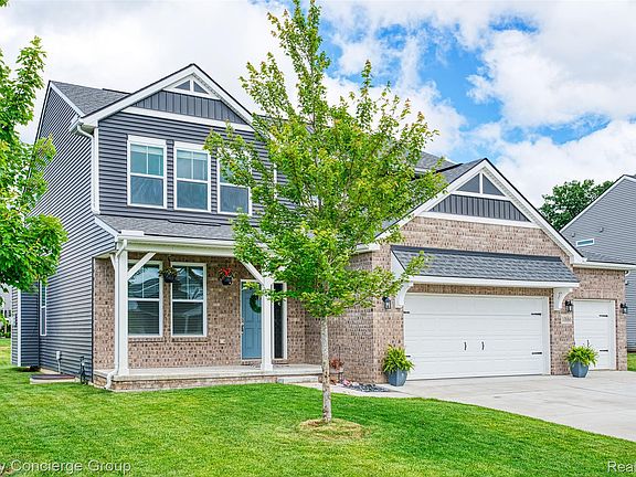 2nd image of 10066 Willow Oak Dr