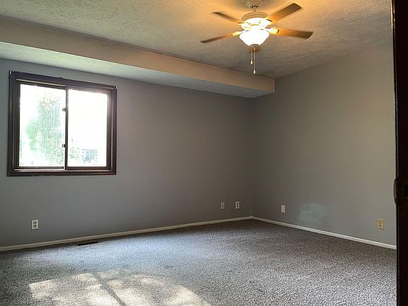 2nd image of 7410 Ivy Lane Dr