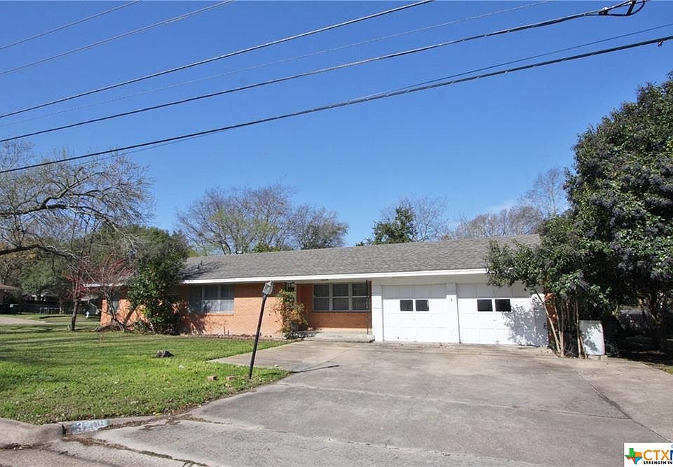 1st image of 3206 Meadow Oaks Dr