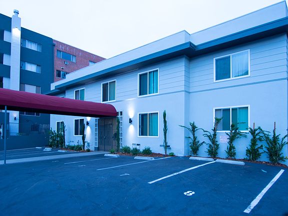 5th image of 1769 N Orange Dr APT 27