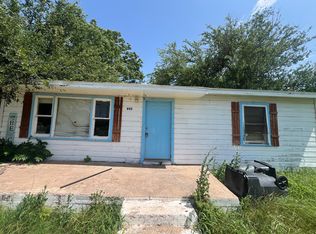 802 Flood St, Wichita Falls, TX 76301
